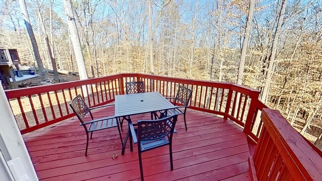 Building Photo - X Culloden More Ct