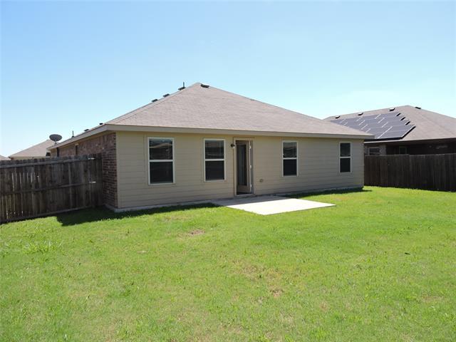 Building Photo - 305 Silo Cir