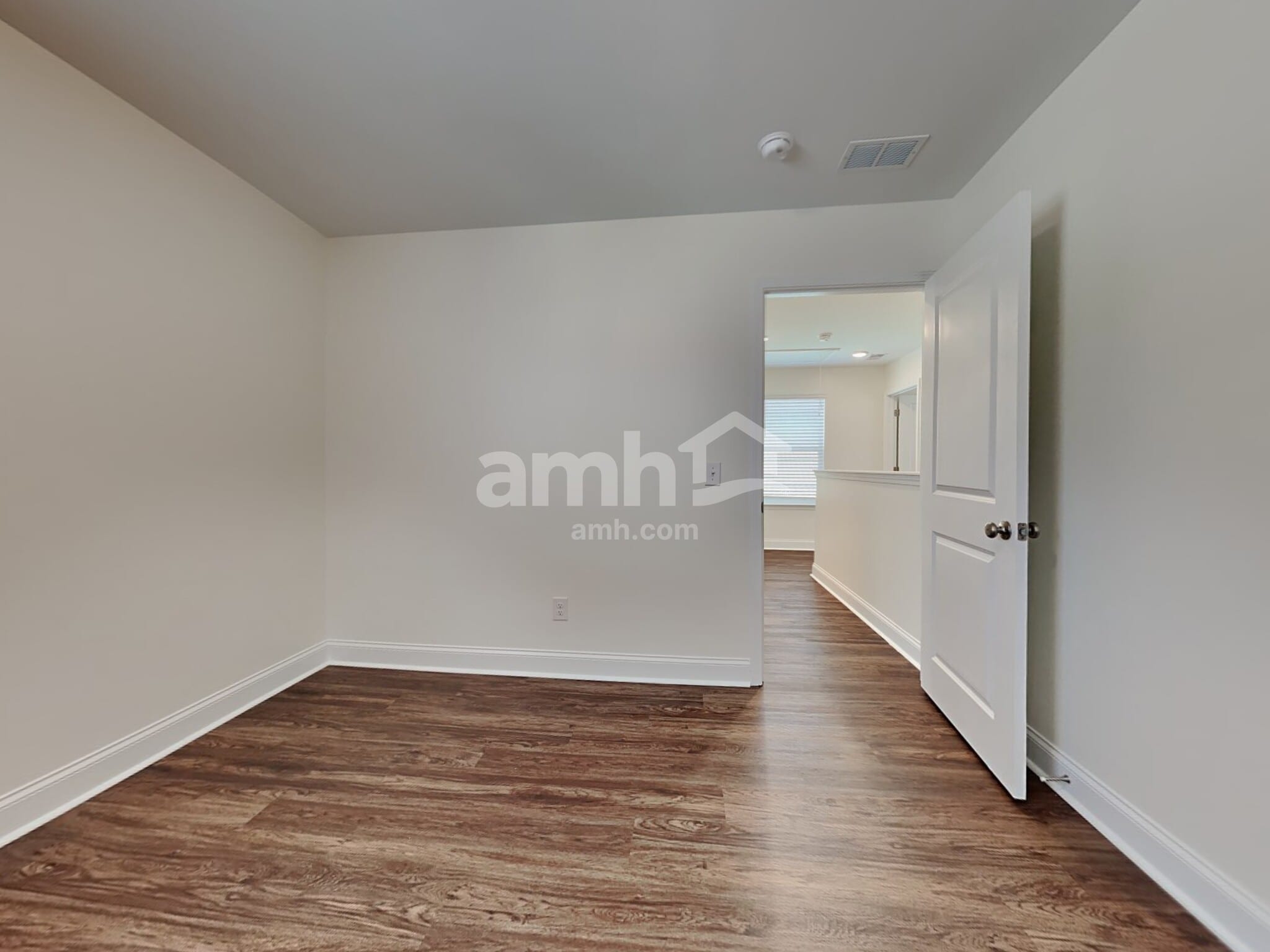 Building Photo - 1821 Produce Ln