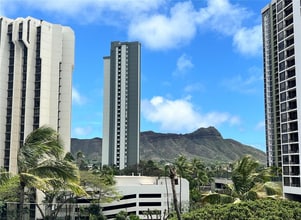 Building Photo - 469 Ena Rd