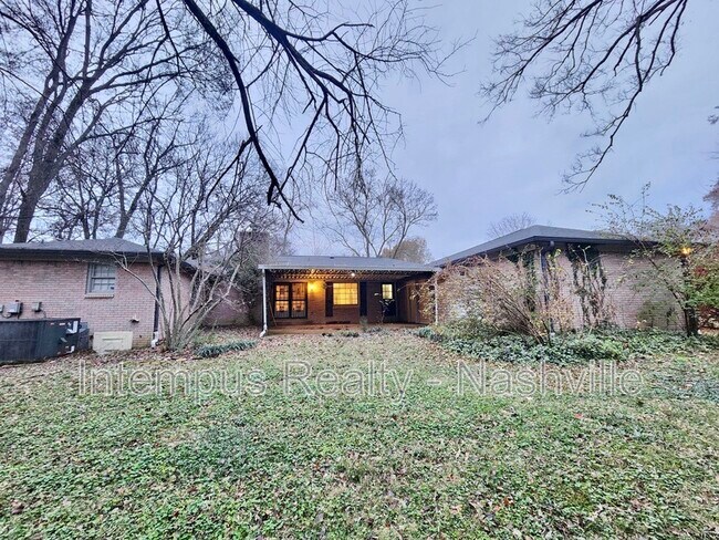 Building Photo - 8124 Devens Dr