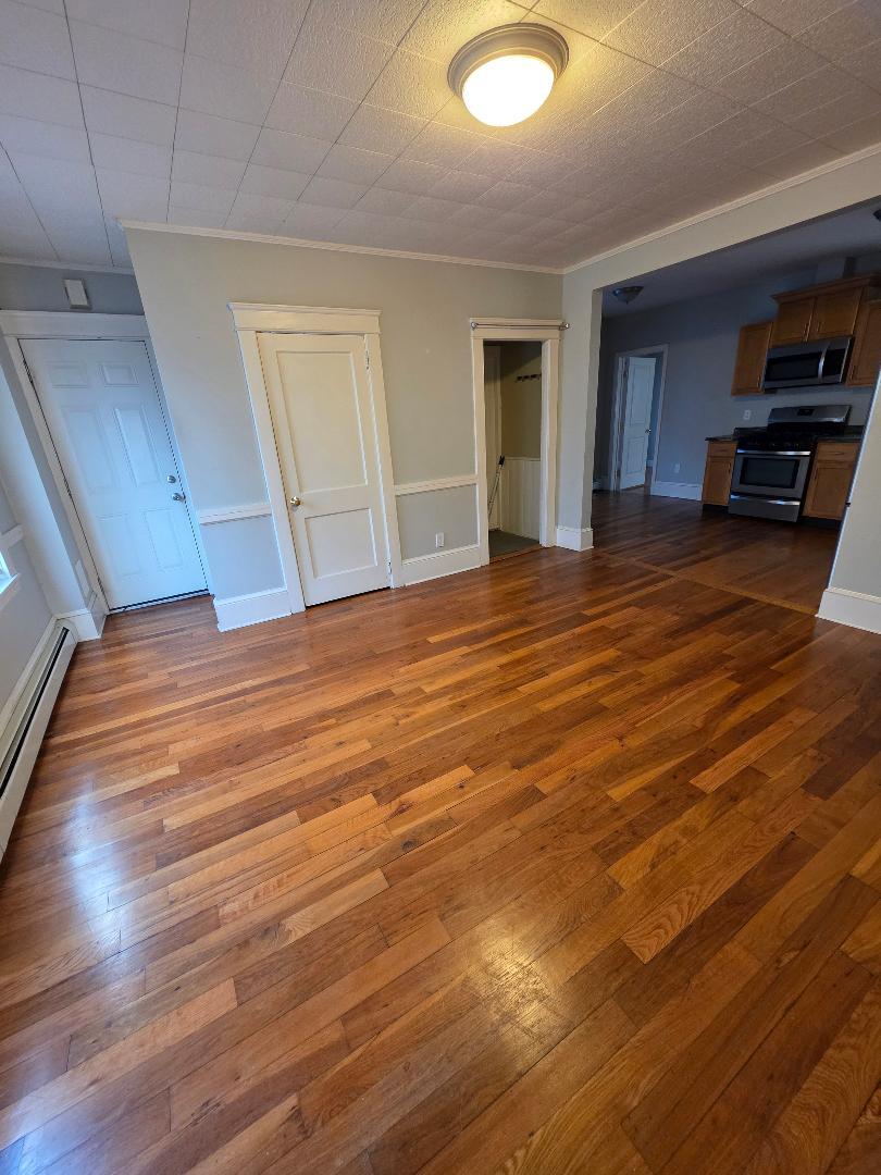 Building Photo - 1066 Bedford St