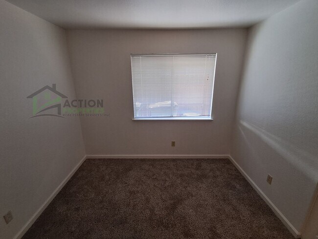 Building Photo - 3835 Hunters Glen Pl