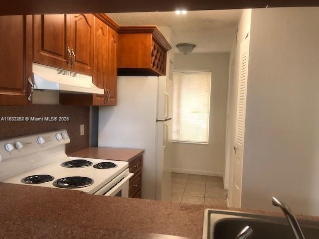 Building Photo - 937 Coral Club Dr