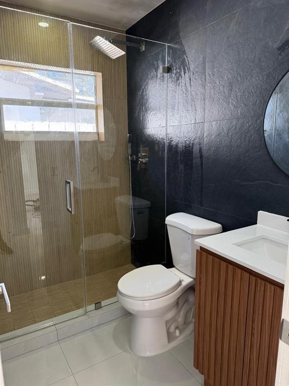 Building Photo - 1054-1058 Southwest 2nd Street Apt #1058, Hallandale Beach, FL 33009 - 2 BR 1 BA multi-family home