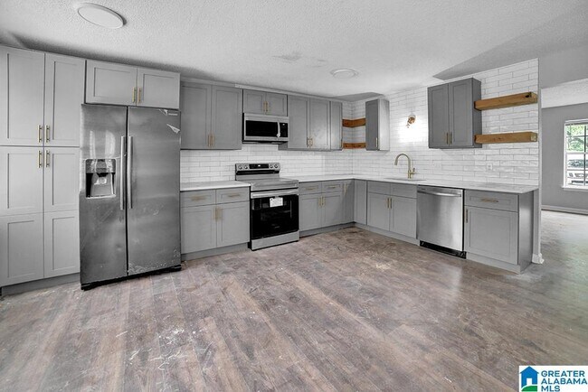 Building Photo - 1053 Ivy Creek Trail