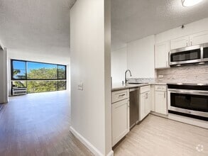 Building Photo - Kailua Condo with A/C