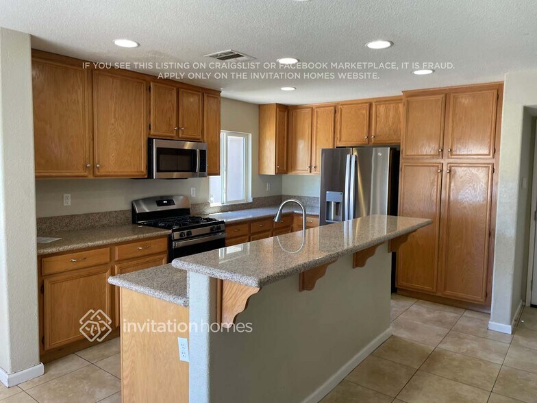 Building Photo - 1529 Granville Way