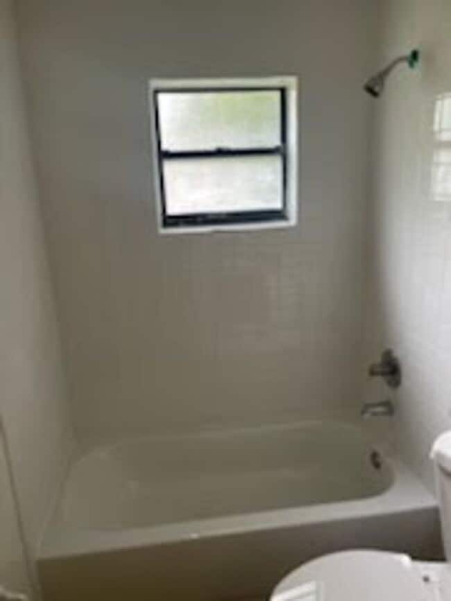 Building Photo - Beautiful fully remodeled home!