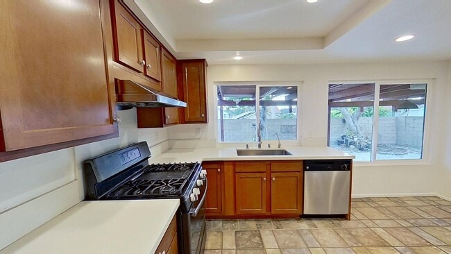 Building Photo - 24652 Vía Raza