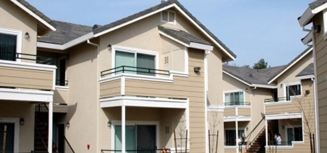 Primary Photo - Pinewood Court