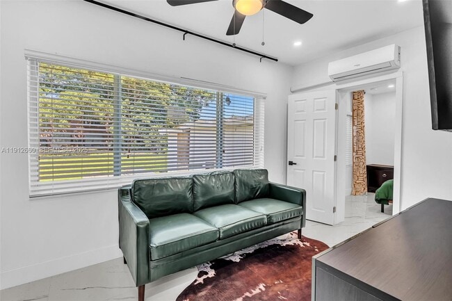 Building Photo - 797 NW 35th St