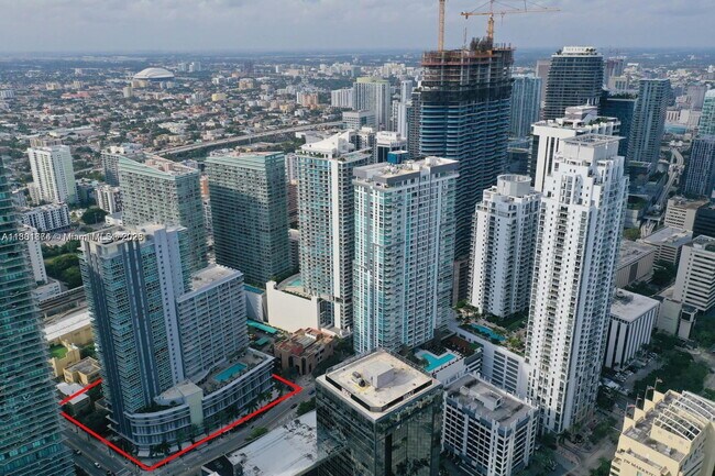 Building Photo - 1250 S Miami Ave