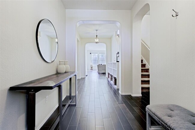 Building Photo - 920 Autumn Sage Way