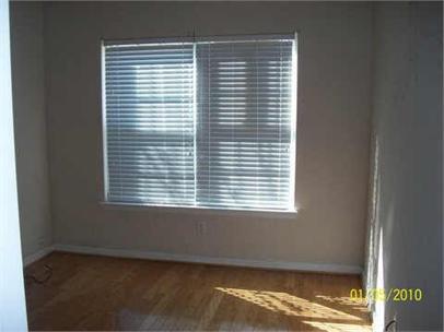 Building Photo - 316 Brookview Dr