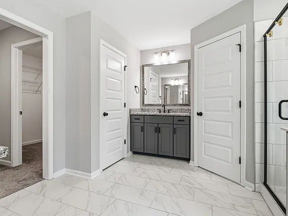 Building Photo - Expansive 6-Bedroom Home – 4300 Sq Ft in Arcadia