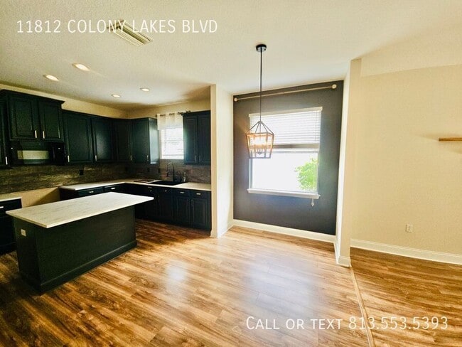 Building Photo - 11812 Colony Lakes Blvd