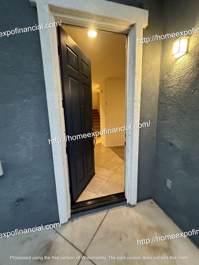 Building Photo - Nice Home For Rent