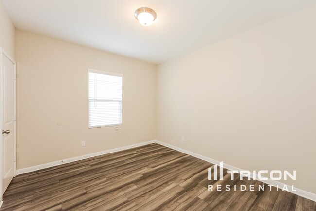 Building Photo - 7447 Boa Holw