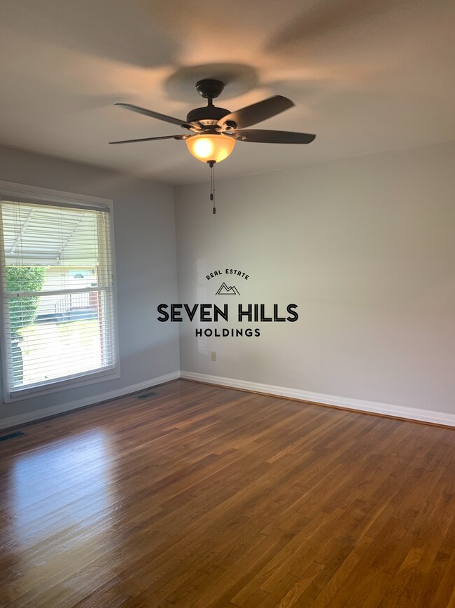 Building Photo - 1007 Kinney St