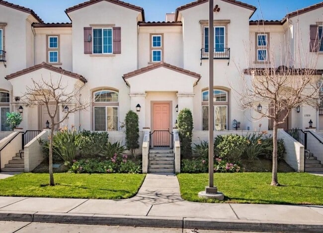 Building Photo - 3676 Tyler Ave