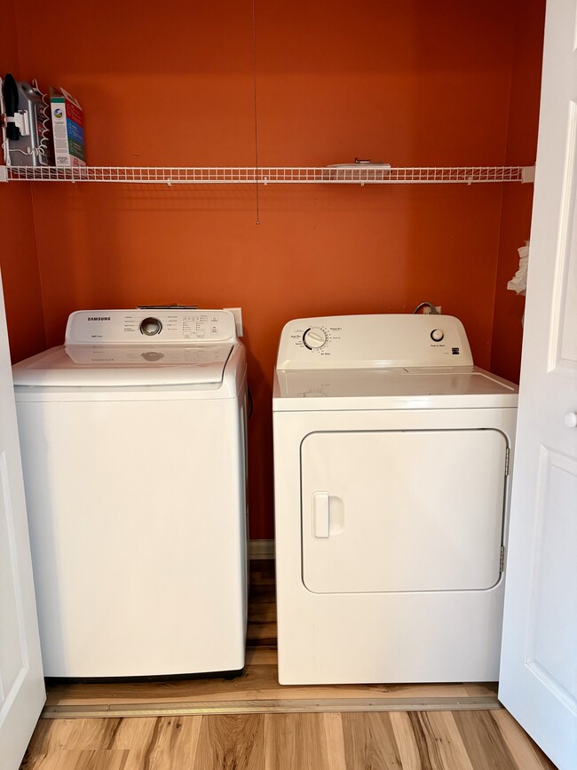 Building Photo - 101 Lael Ct