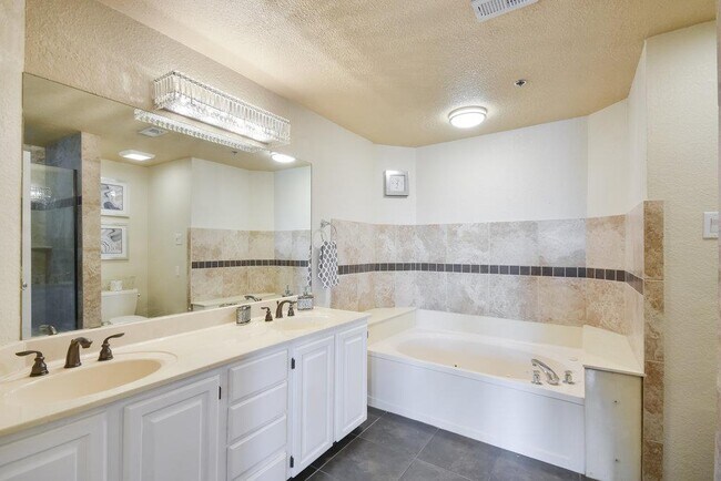 Building Photo - 3404 American Dr
