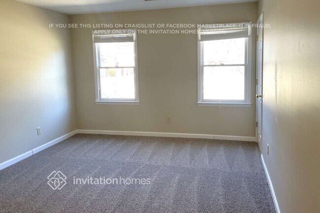 Building Photo - 865 Trailside Ln SW