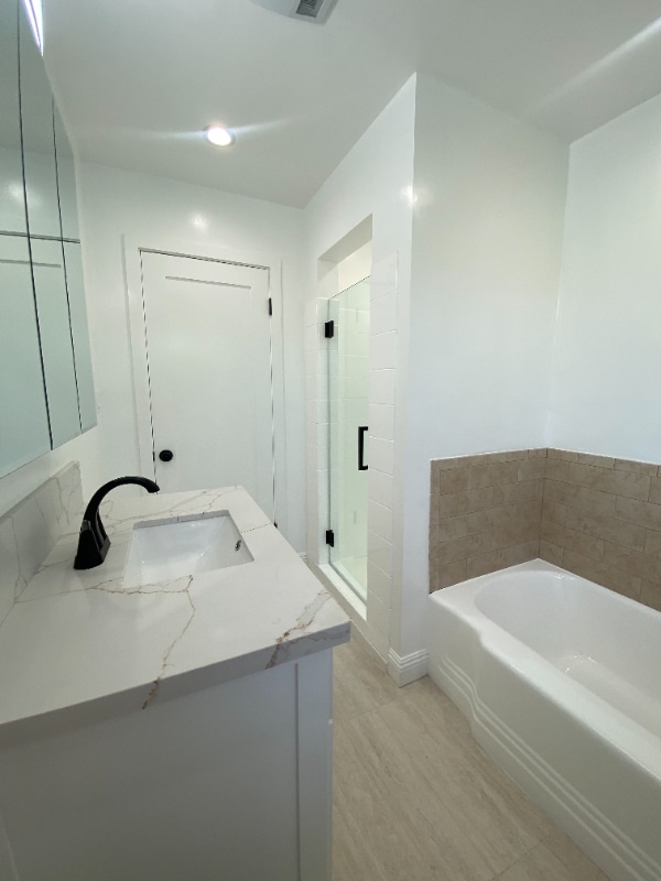 Building Photo - 283 S El Molino Ave