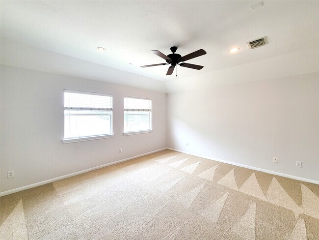 Building Photo - 17715 Laguna Trail Dr