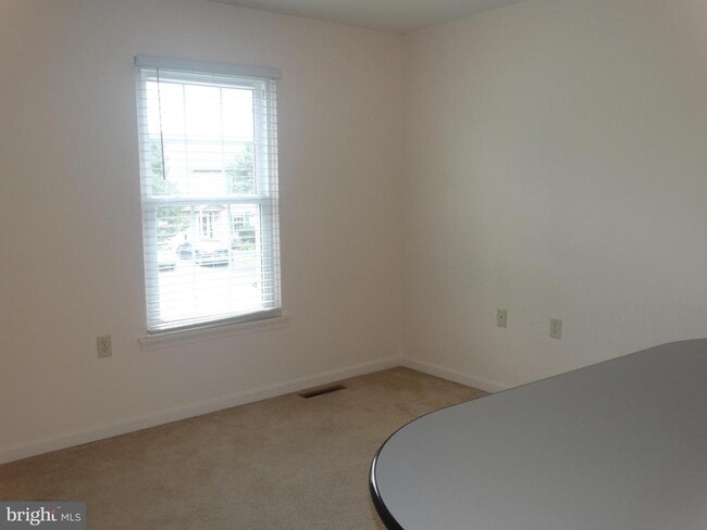 Building Photo - 3669 Mountain Shadow Dr