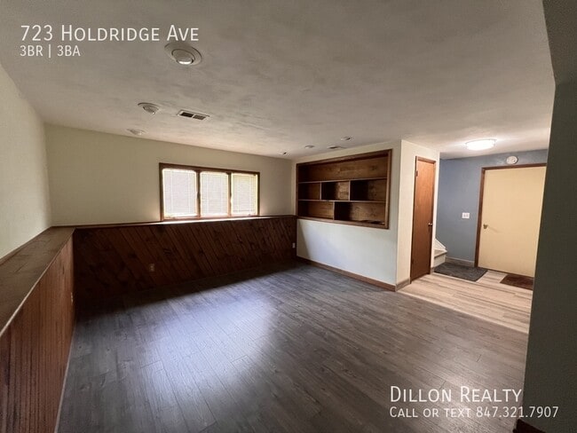 Building Photo - 723 Holdridge Ave