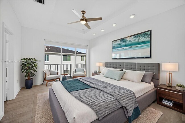 Building Photo - 17606 SW 149th Pl