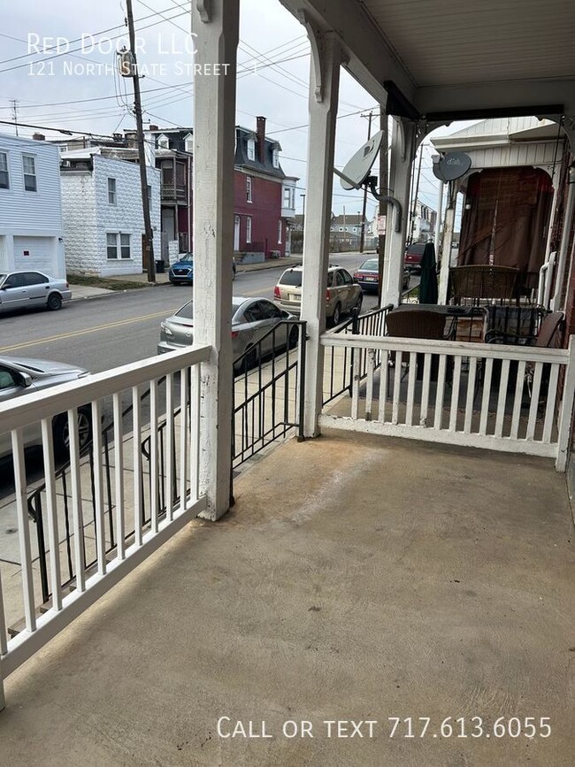 Building Photo - Section 8 considered.  1 bedroom in northe...