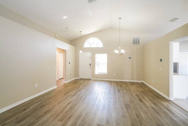 Building Photo - 6934 Waterbrook Ct