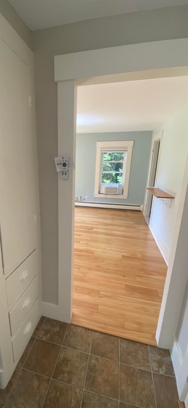 Building Photo - 36 Western Ave