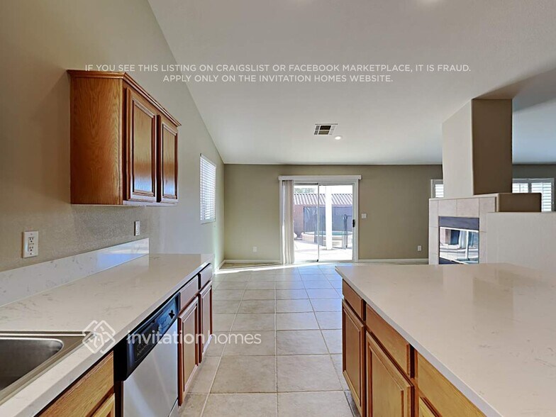Building Photo - 1072 Sapphire Sky Ct