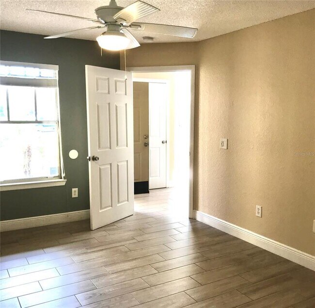Building Photo - 2209 Antigua Pl
