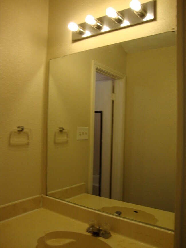 Building Photo - 11371 Fish Springs Dr