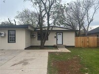 Building Photo - 2705 Belzise Terrace