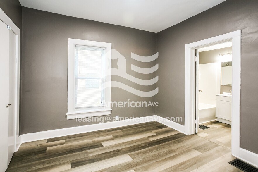 Building Photo - 2003 S Taylor St