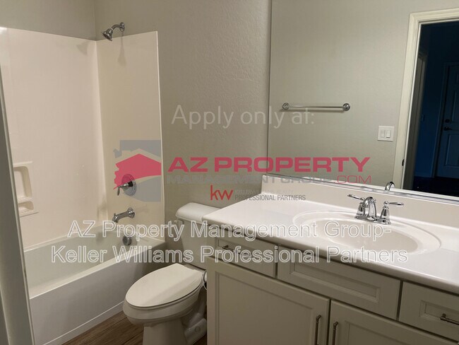 Building Photo - 2604 N Black Rock Rd