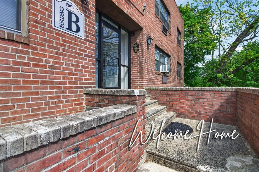 Building Photo - 1101 Edgewood Ave