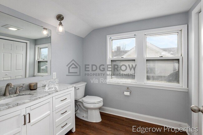 Building Photo - 1640 Wendler Ave SW