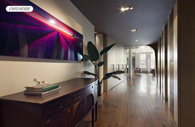 Building Photo - 21 Astor Pl