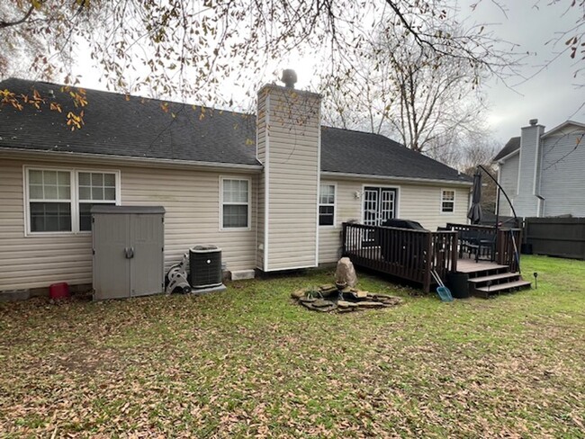 Building Photo - Lovely 3 bed 2 bath house on Ruth St.!