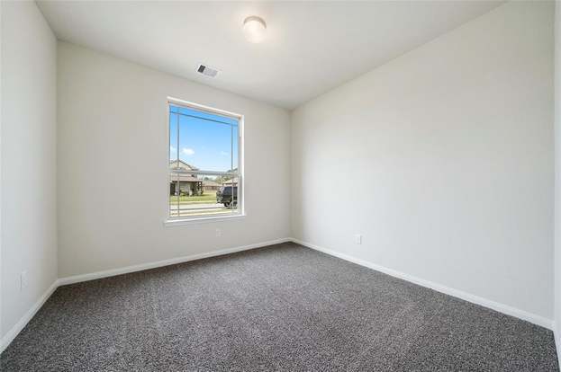 Building Photo - 13096 Laura Lake Dr