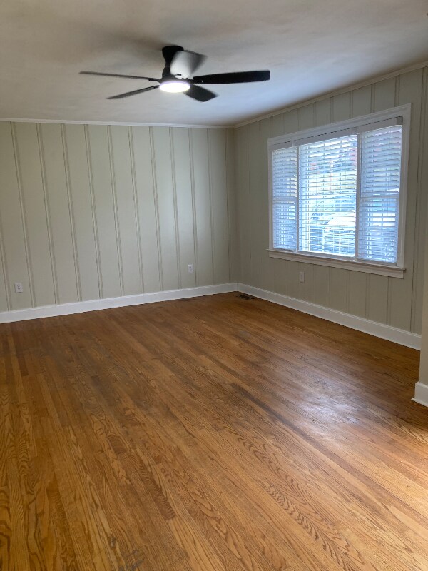 Building Photo - 222 Bank Dr