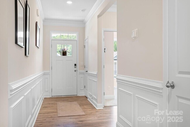 Building Photo - 5058 Antebellum Dr