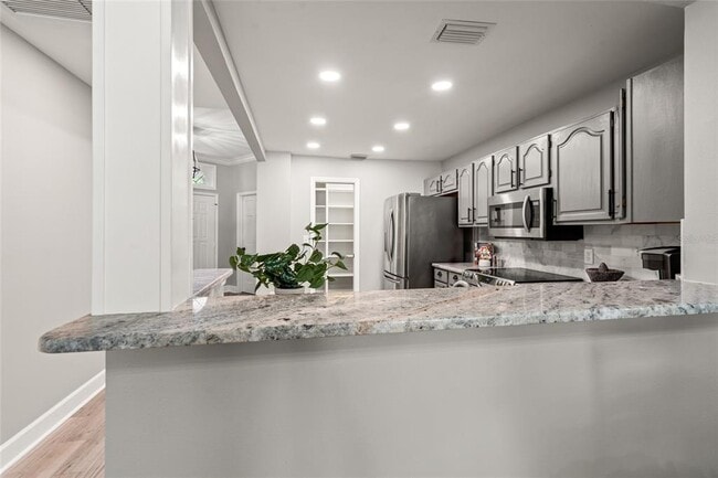 Building Photo - 1508 S Bay Villa Pl